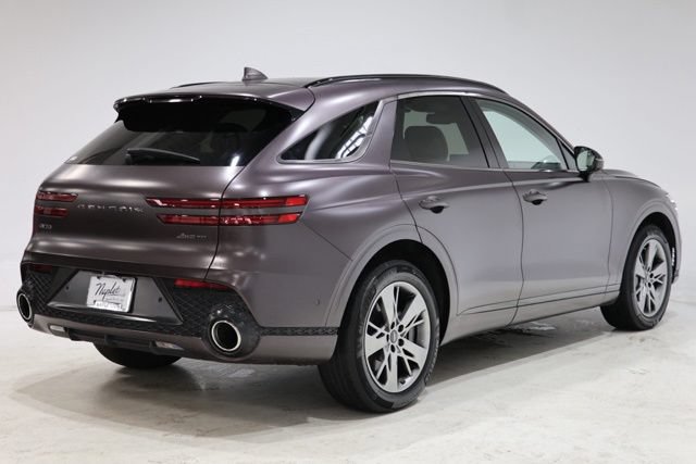 Used 2023 Genesis GV70 3.5T Sport w/ Sport Advanced Package AWD/4WD image 8