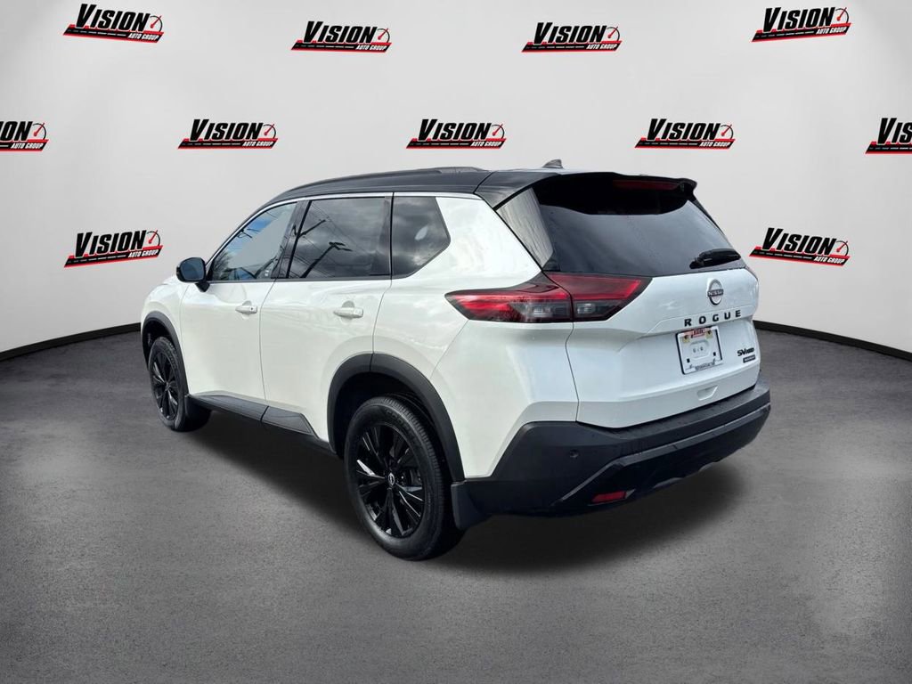Certified 2023 Nissan Rogue SV w/ SV Premium Package image 7