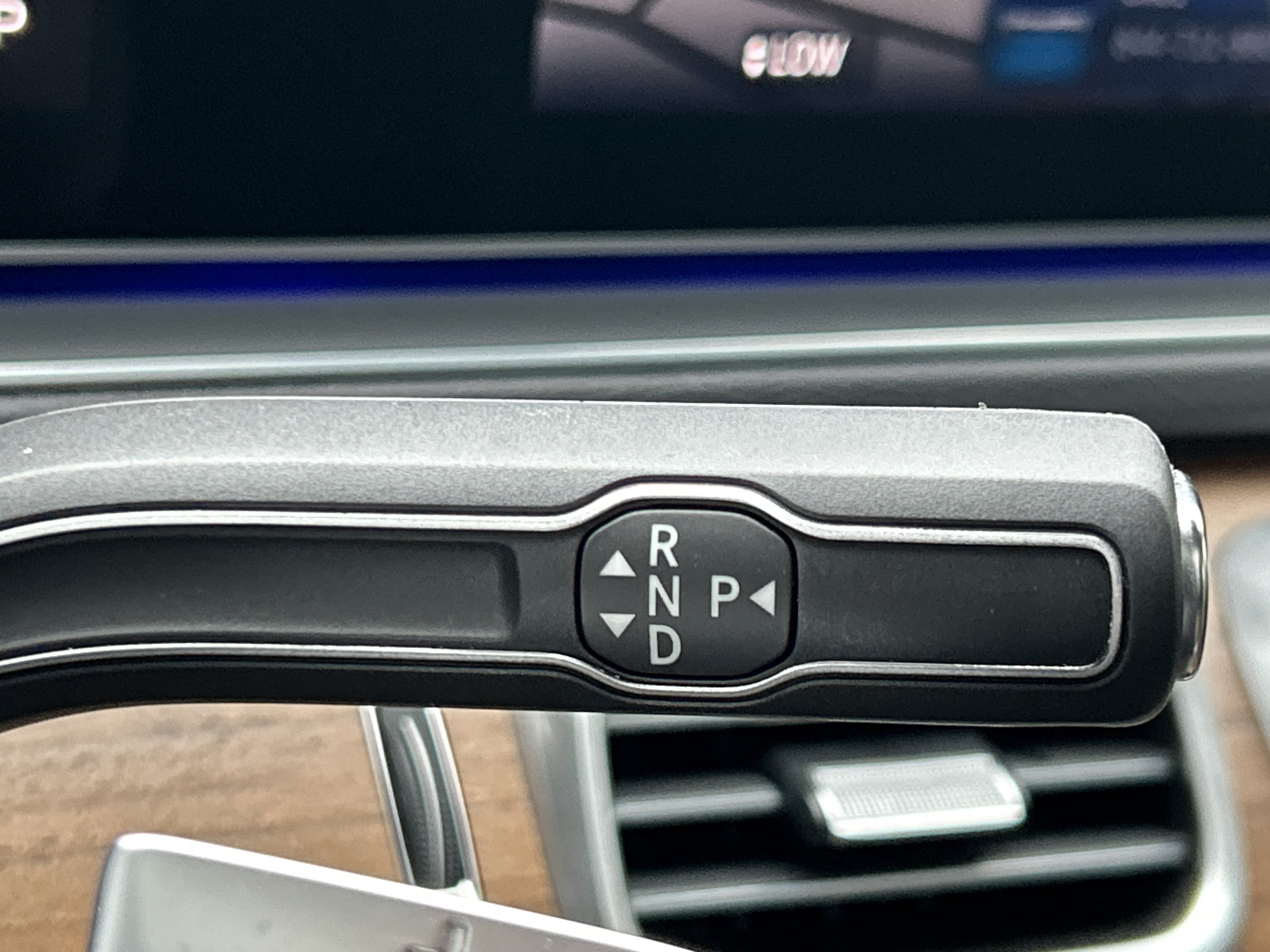Certified 2025 Mercedes-Benz GLE 350 4MATIC image 29