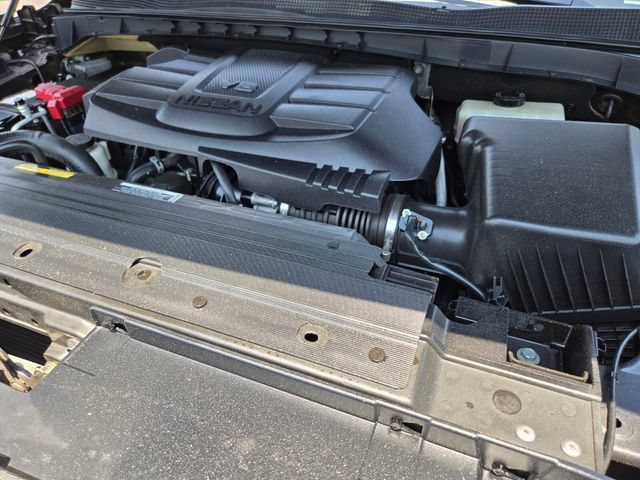 Used 2021 Nissan Titan SV w/ SV Convenience Package AWD/4WD image 23