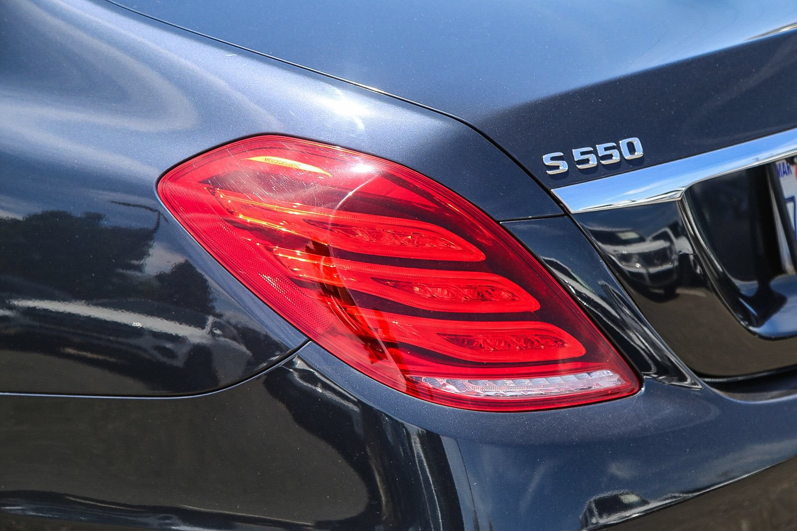 Used 2014 Mercedes-Benz S 550 Sedan w/ Sport Package Plus One image 8