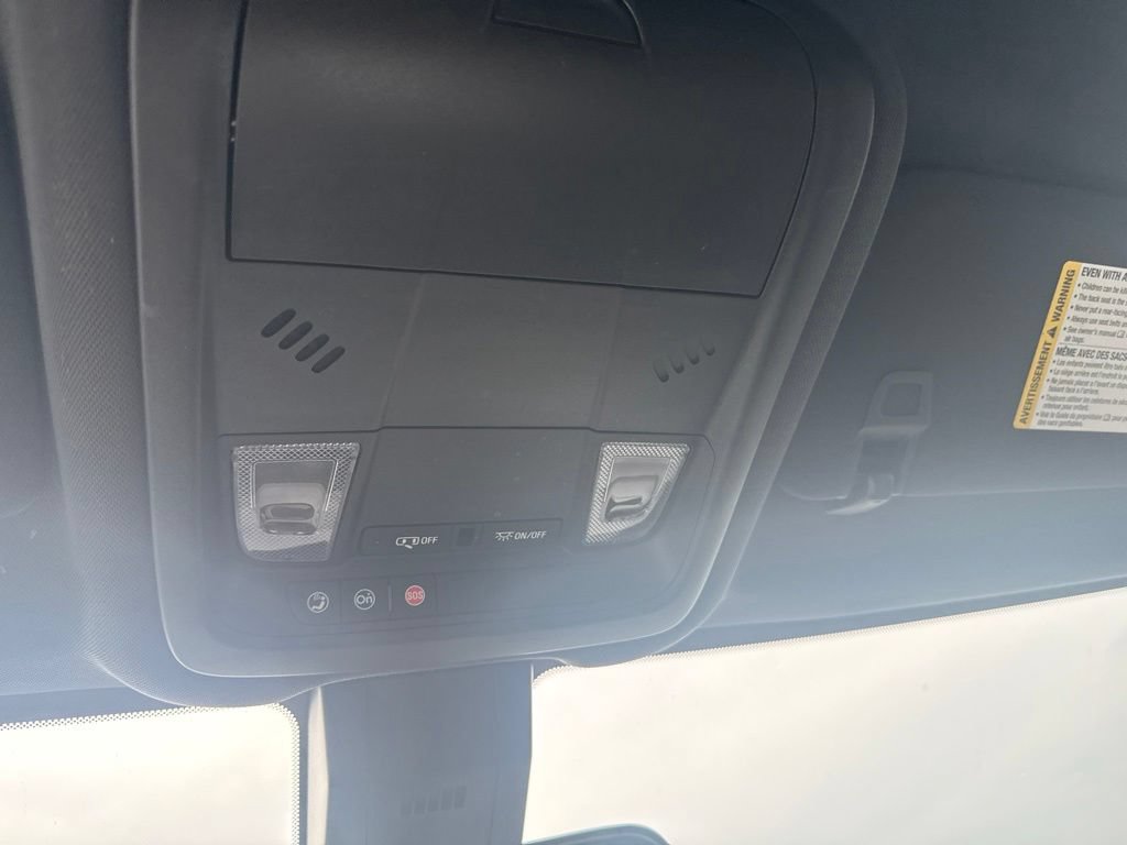 Used 2024 Chevrolet Equinox RS AWD/4WD image 18