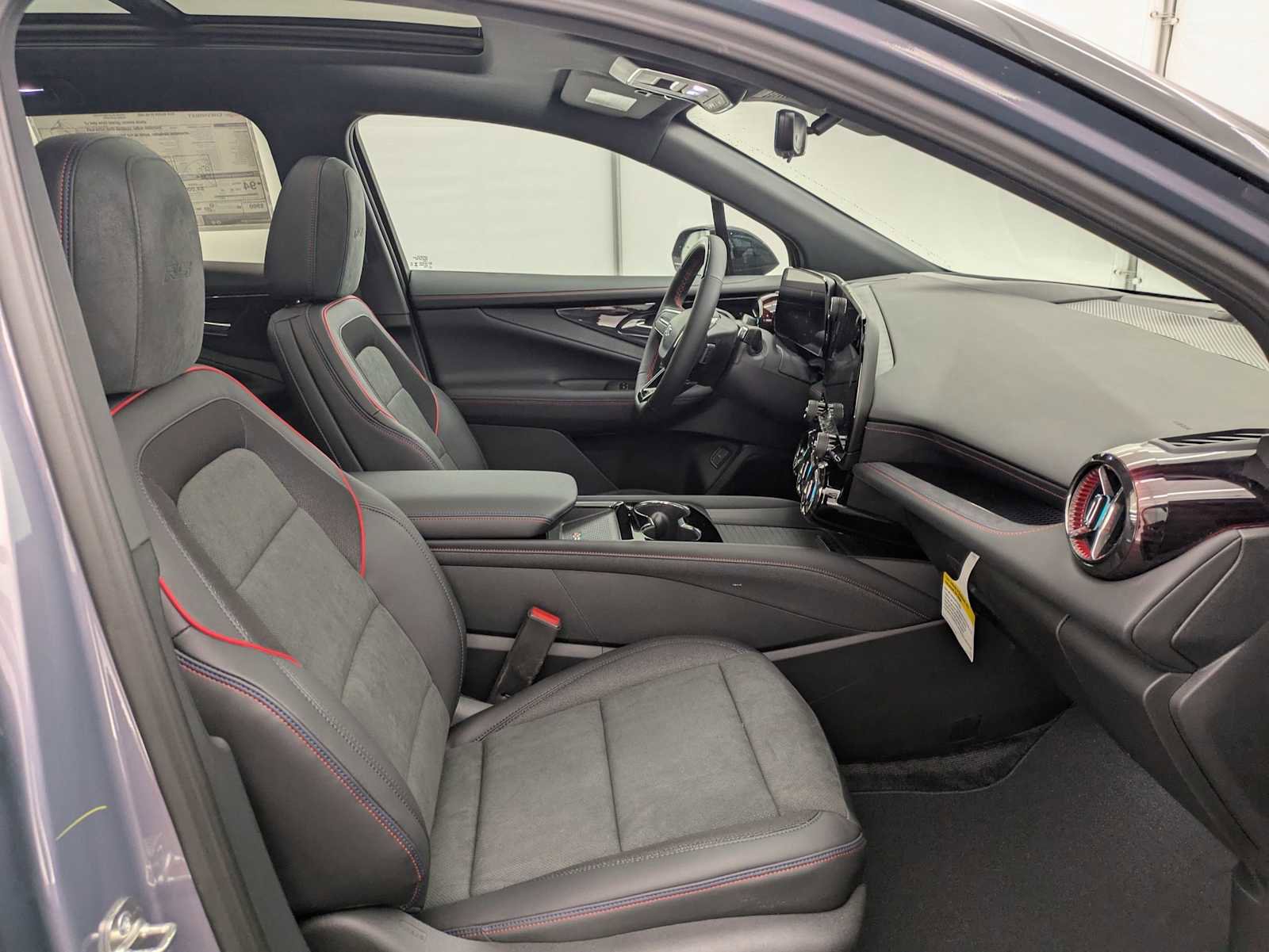 New 2026 Chevrolet Blazer EV RS w/ LPO, Blackout Package AWD/4WD image 23