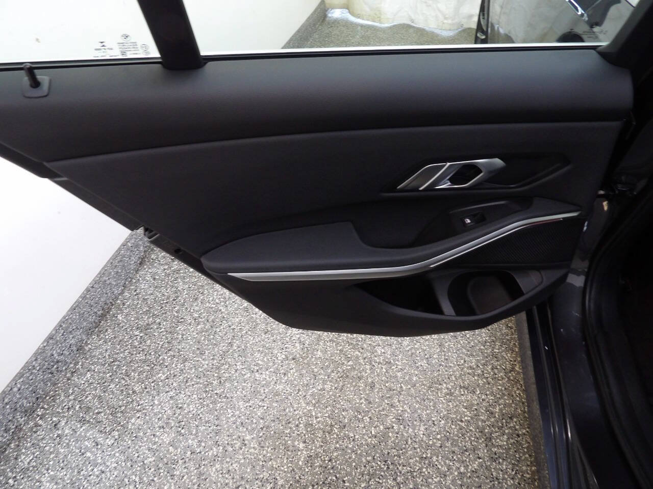 Used 2020 BMW 330i xDrive Sedan w/ Convenience Package AWD/4WD image 9