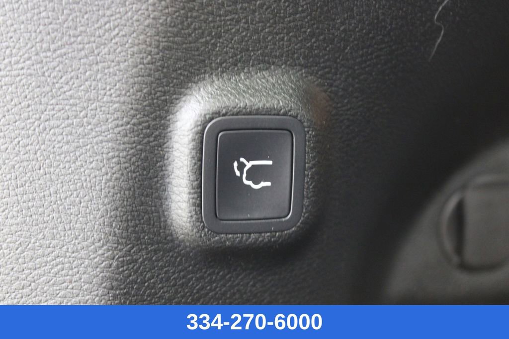 Used 2023 Jeep Cherokee Altitude Lux w/ Lux Elite Package image 33