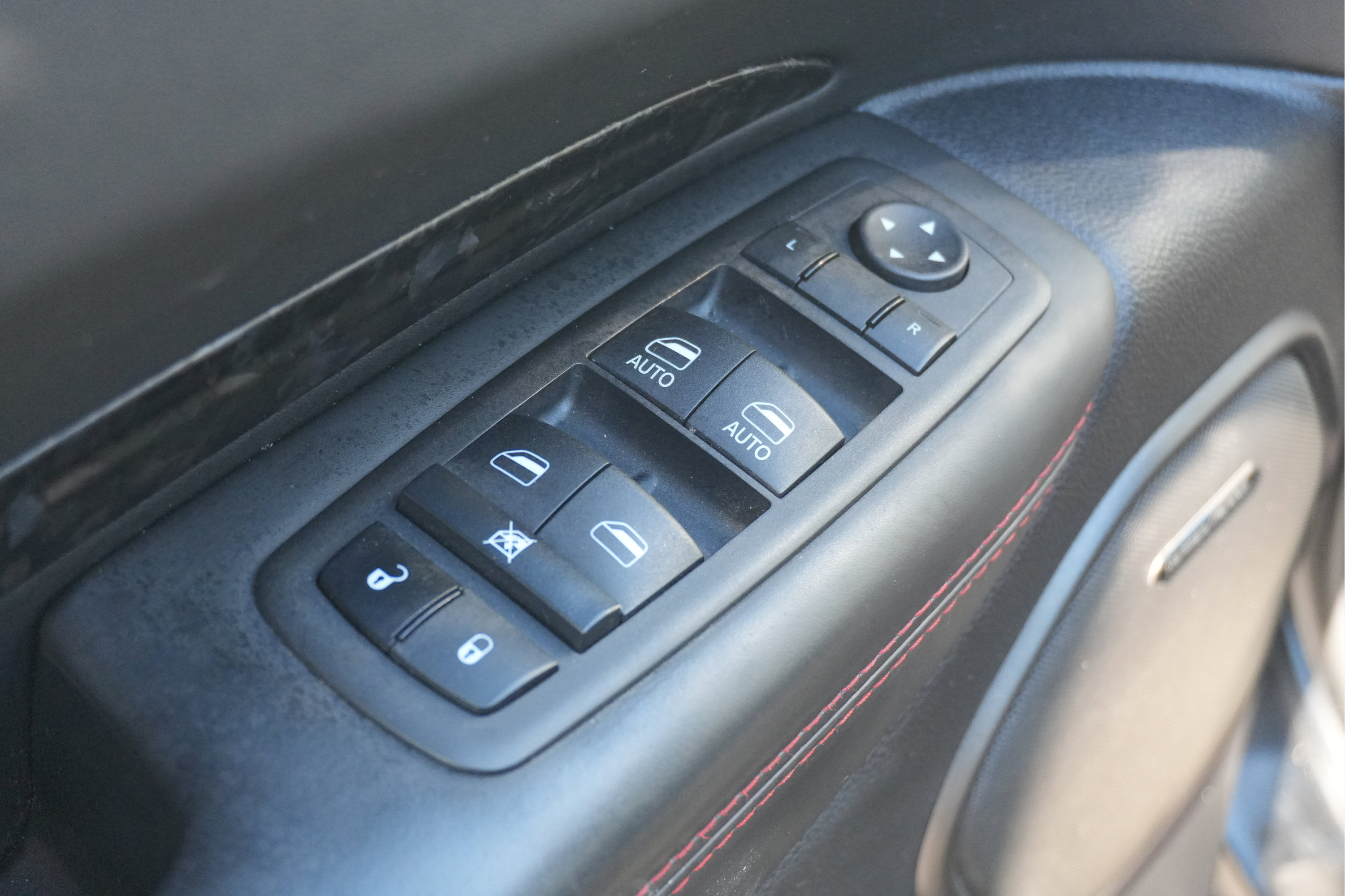 Used 2023 Dodge Durango R/T AWD/4WD image 12