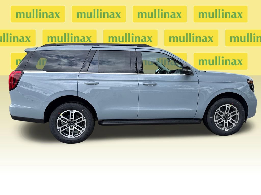 New 2026 Ford Expedition Active RWD image 16