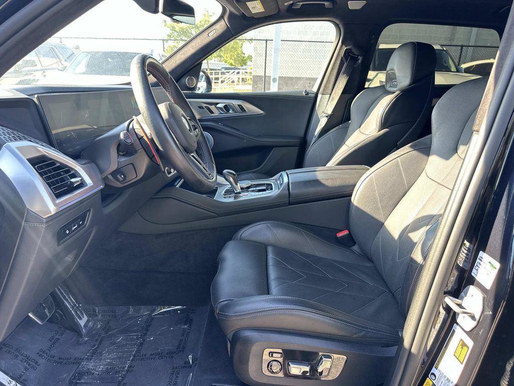 Used 2025 BMW XM AWD/4WD image 25