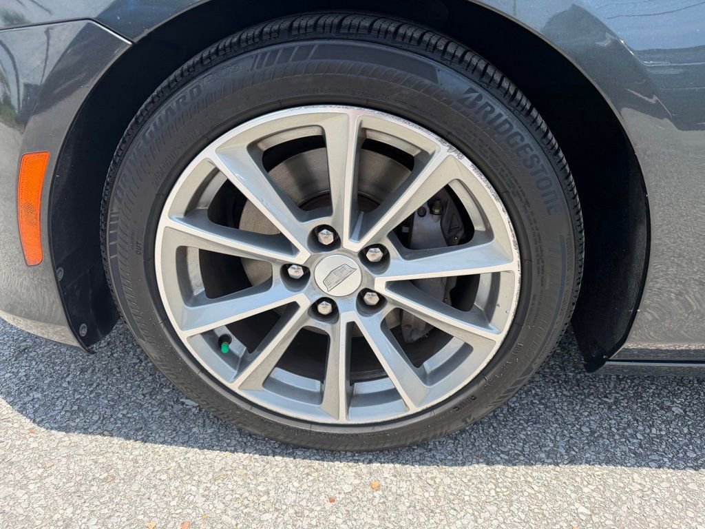 Used 2018 Cadillac CTS Luxury RWD image 10