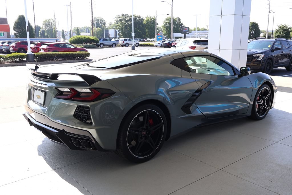 Used 2023 Chevrolet Corvette Stingray Preferred Cpe w/ Z51 Performance Package RWD image 10