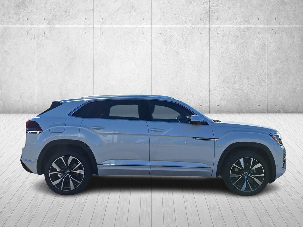New 2026 Volkswagen Atlas Cross Sport SEL Premium R-Line image 4