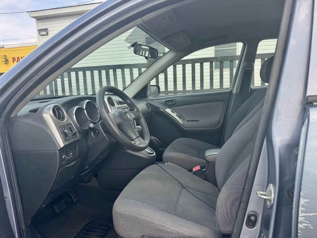 Used 2005 Toyota Matrix FWD image 8