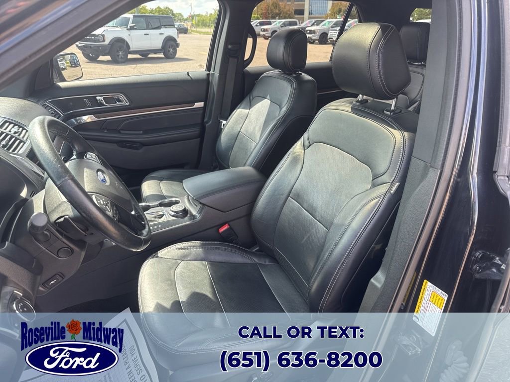 Used 2017 Ford Explorer Limited w/ Equipment Group 303A AWD/4WD image 29