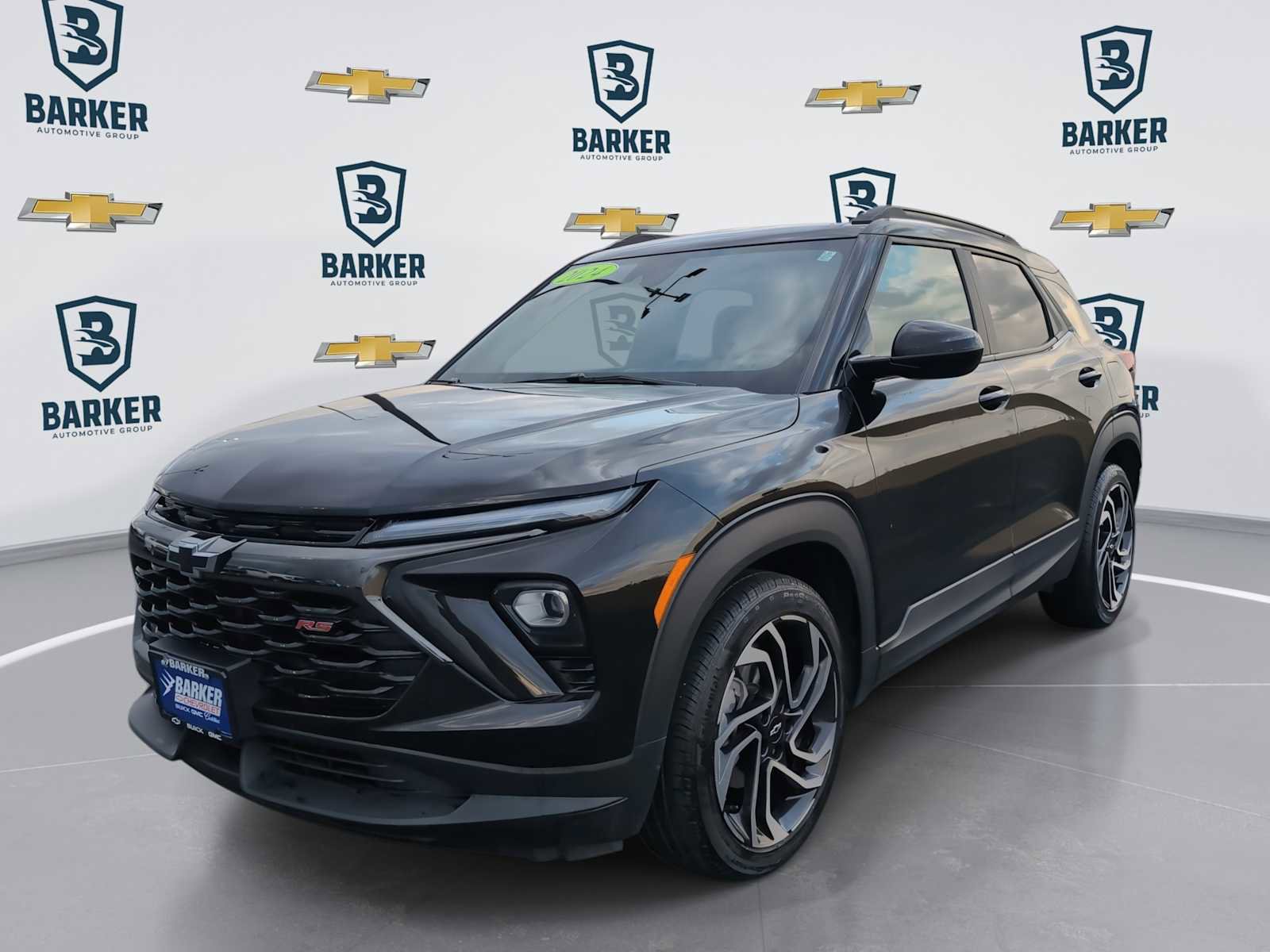 Used 2024 Chevrolet TrailBlazer RS FWD image 1