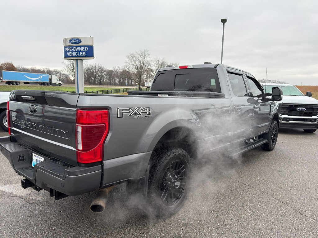 Used 2022 Ford F250 Lariat w/ Black Appearance Package image 5