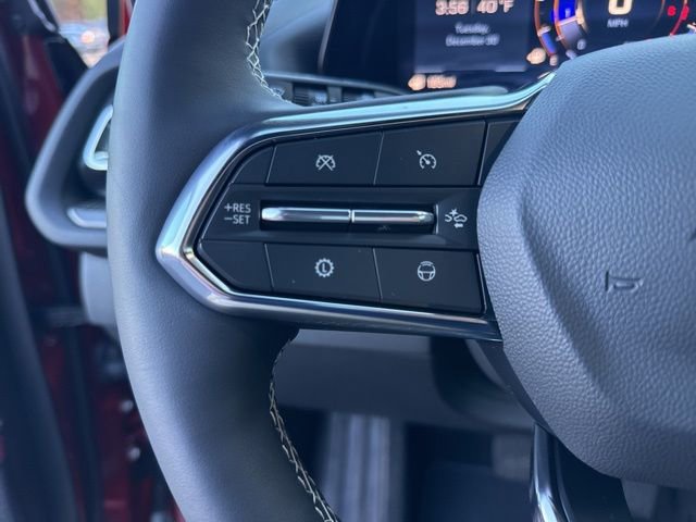 Used 2026 Chevrolet Traverse LT w/ Enhanced Driving Package image 12