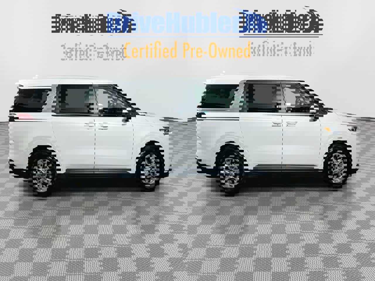 Used 2024 Kia Carnival LX image 9