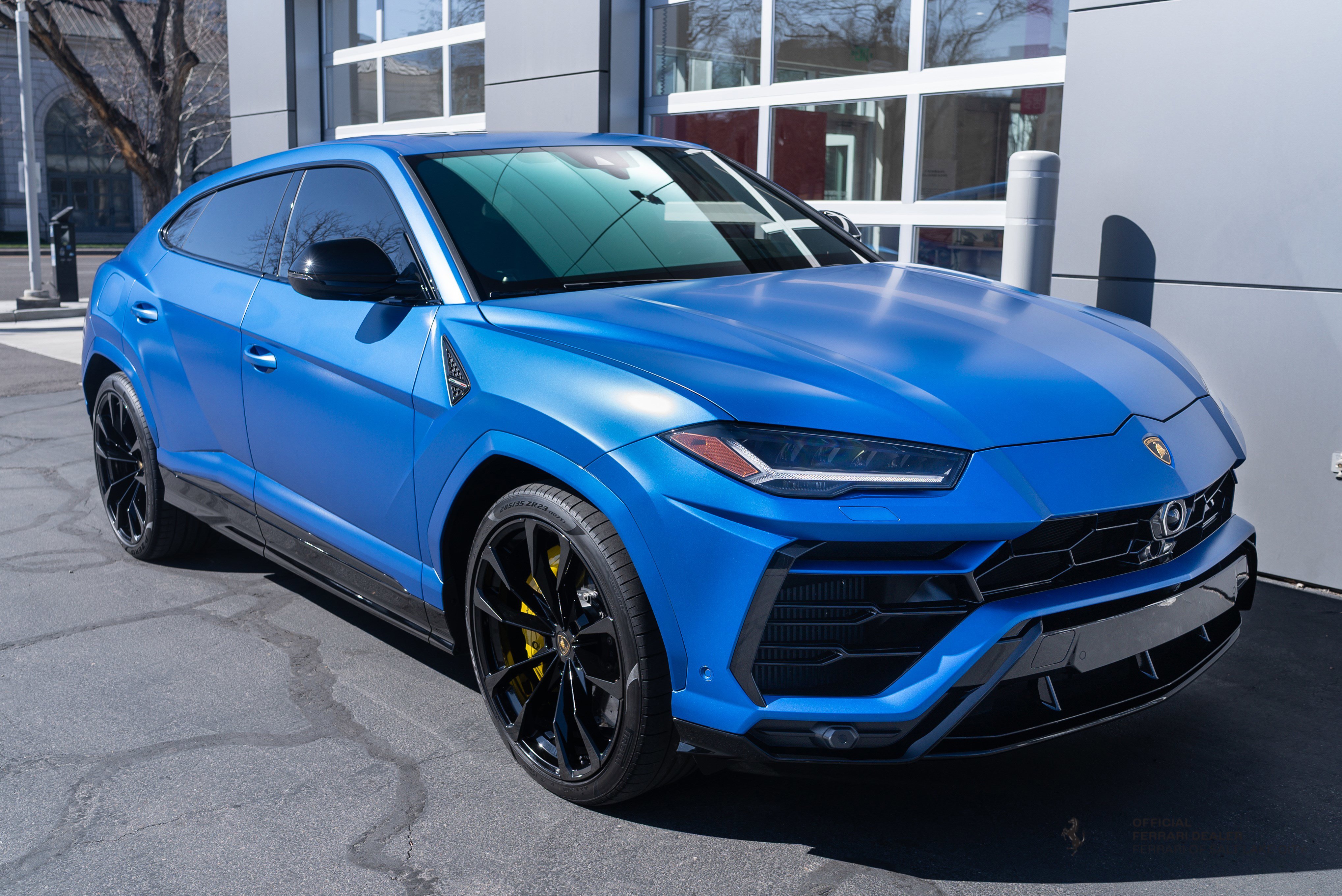 Used 2022 Lamborghini Urus image 12