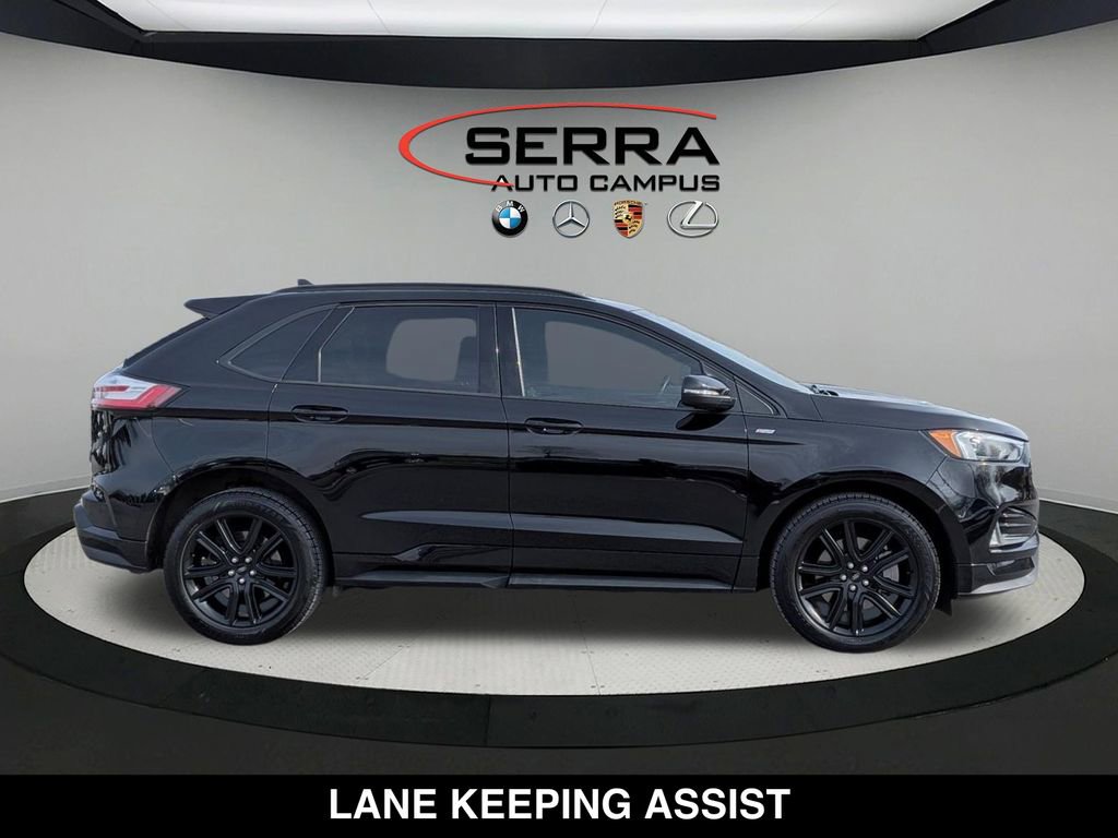 Used 2022 Ford Edge ST-Line w/ Class II Trailer Tow Package AWD/4WD image 2