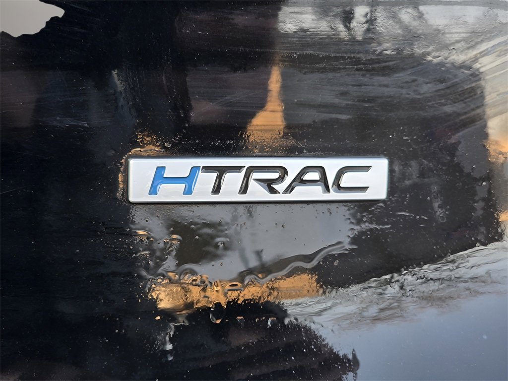 Used 2023 Hyundai Santa Fe SEL w/ Premium Package image 12