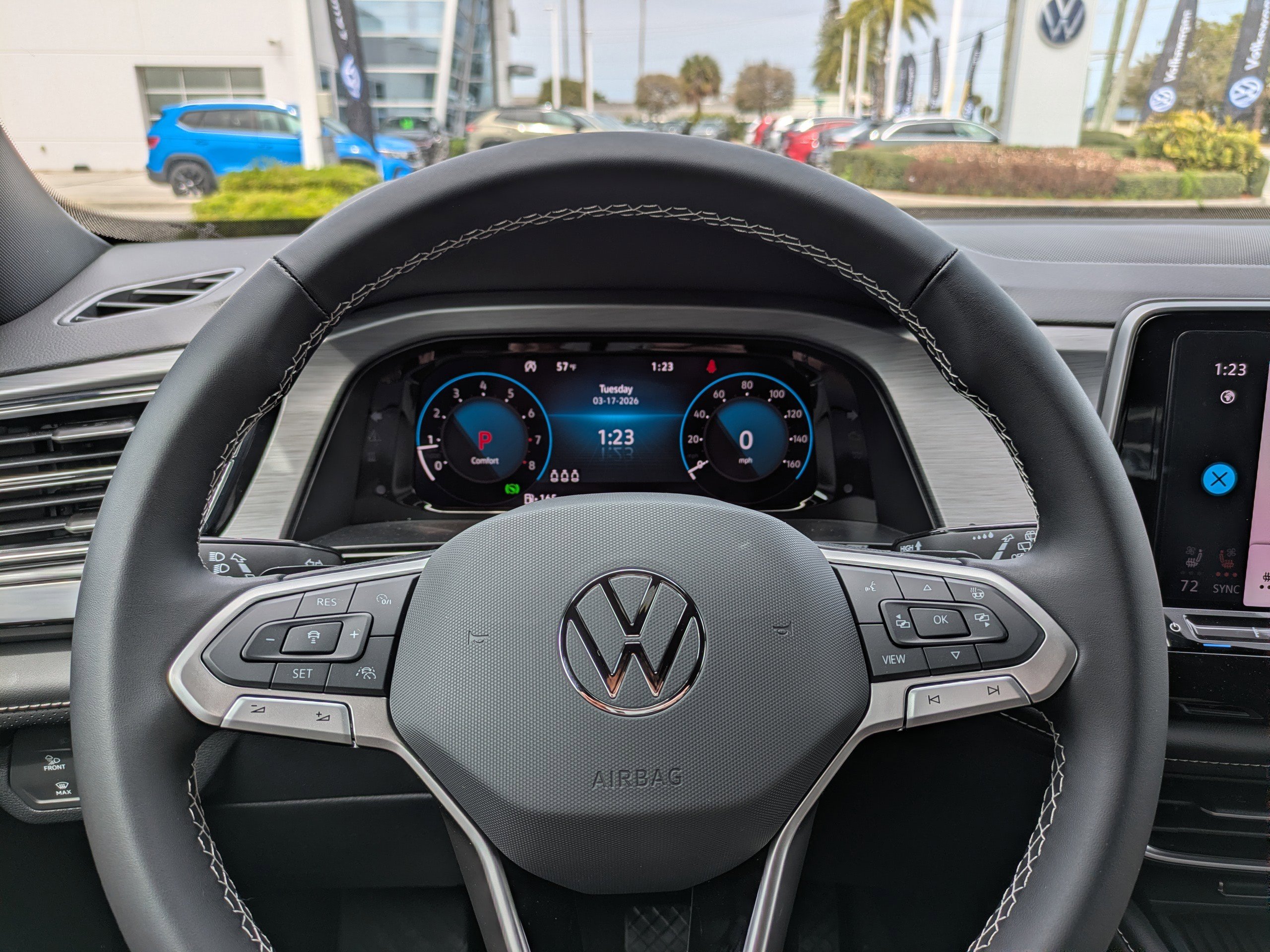 New 2026 Volkswagen Atlas Cross Sport SE image 28