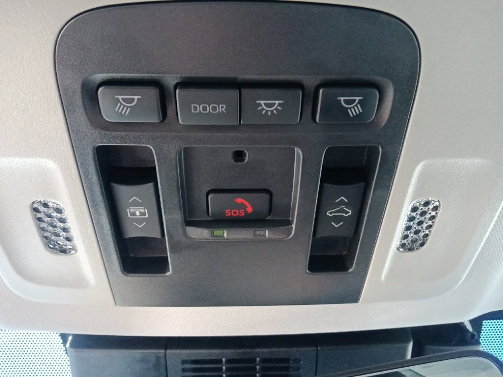 Used 2025 Toyota Camry XSE image 26