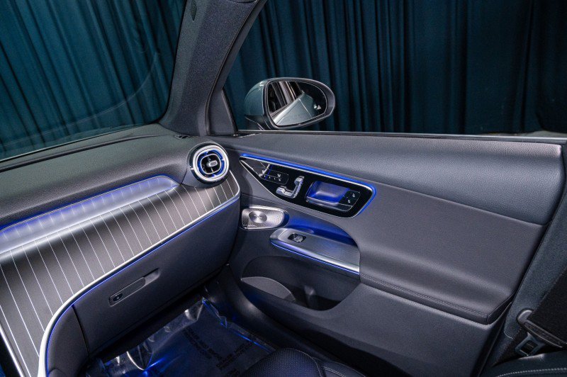 New 2026 Mercedes-Benz GLC 300 image 25