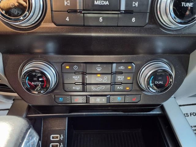 Used 2020 Ford F150 Lariat w/ Equipment Group 502A Luxury AWD/4WD image 14