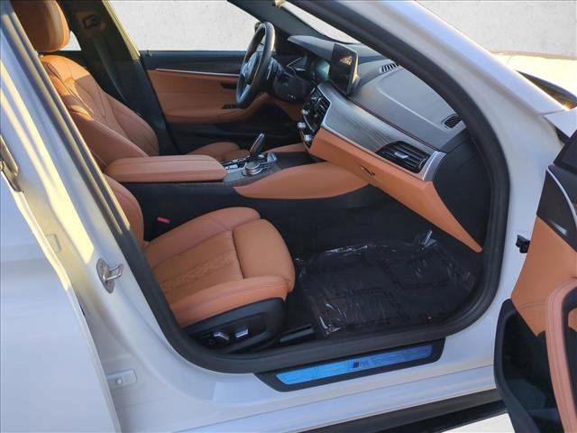 Used 2021 BMW 530e w/ M Sport Package RWD image 22
