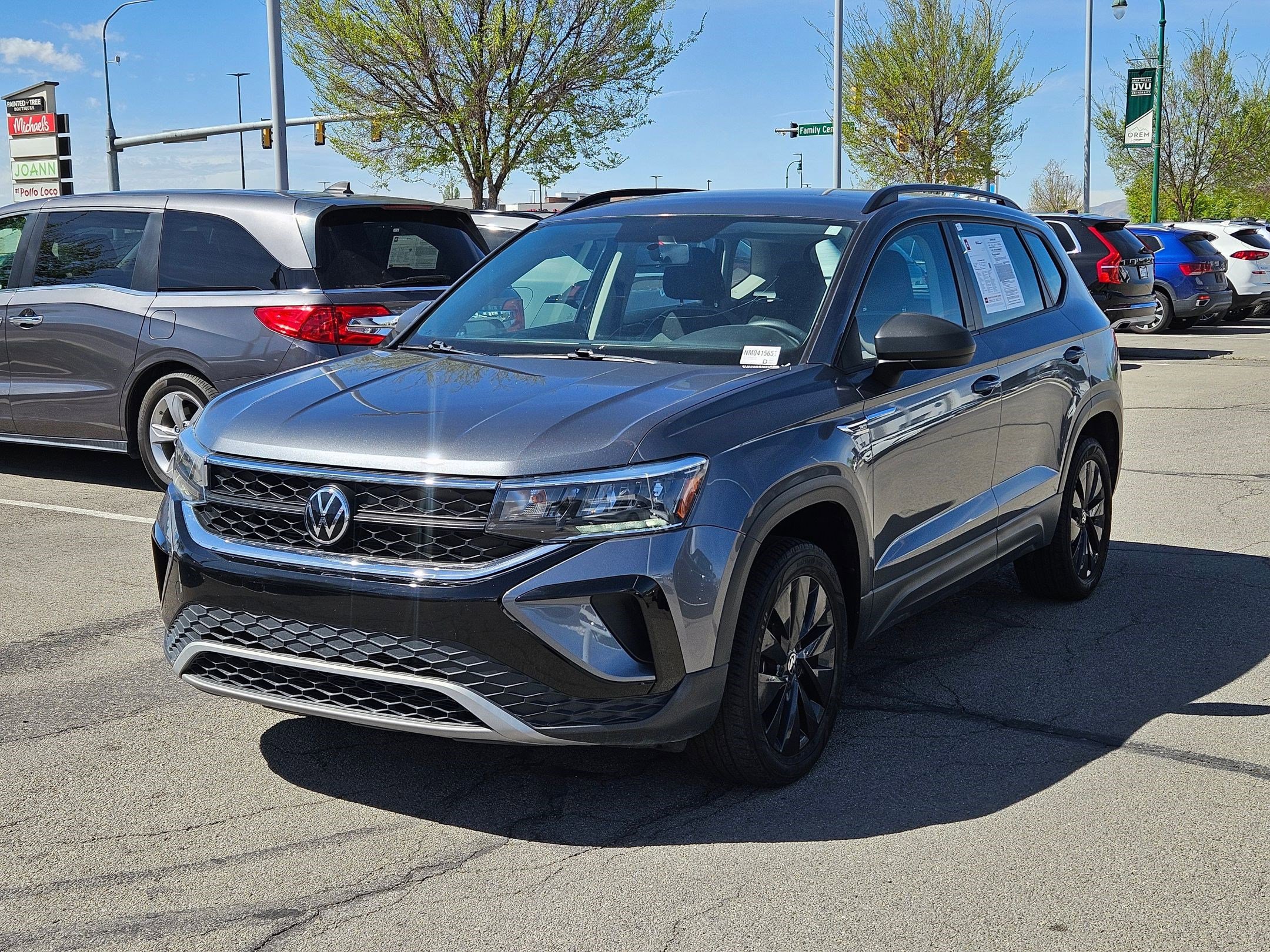 Used 2022 Volkswagen Taos S image 10