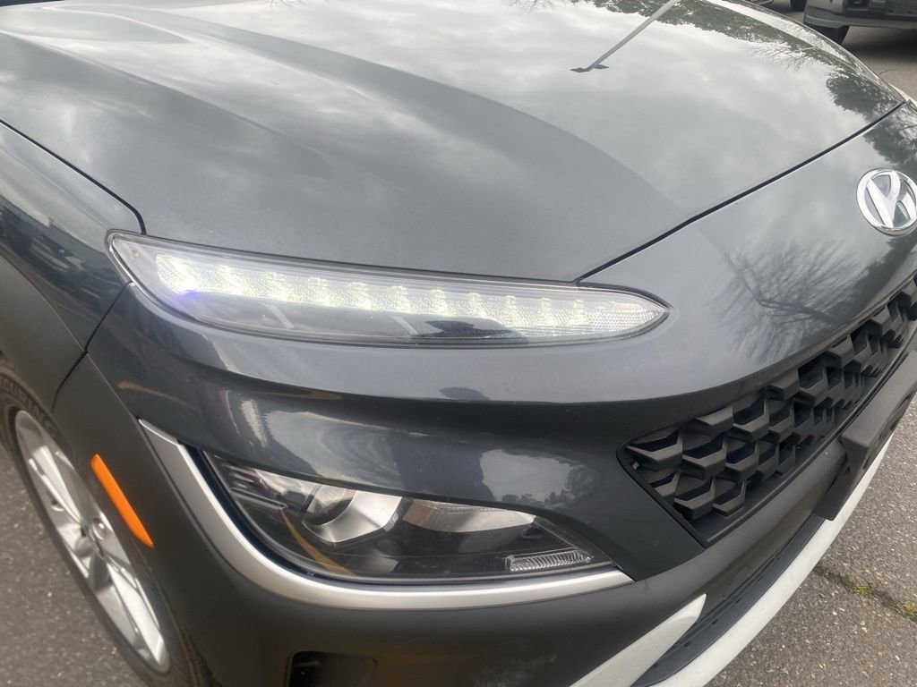 Used 2022 Hyundai Kona SEL w/ Convenience Package image 9