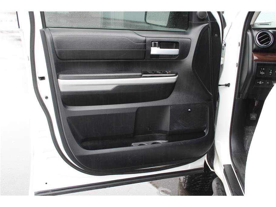 Used 2019 Toyota Tundra Limited w/ Limited Premium Package AWD/4WD image 7