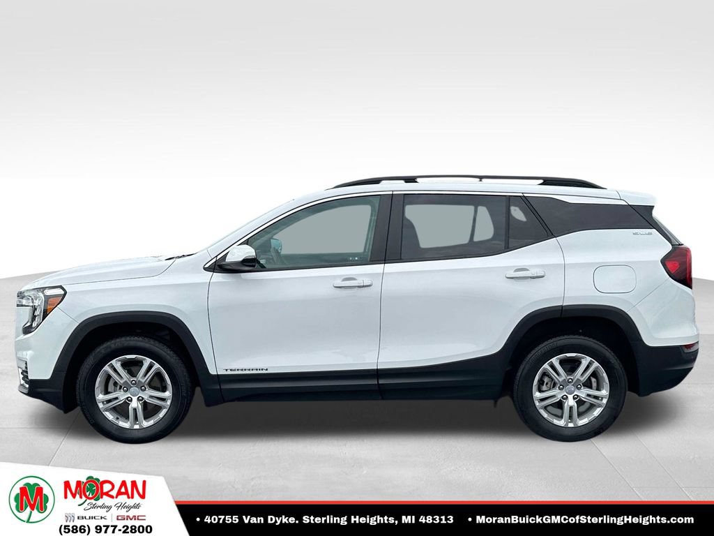 Certified 2023 GMC Terrain SLE w/ Driver Convenience Package AWD/4WD image 2
