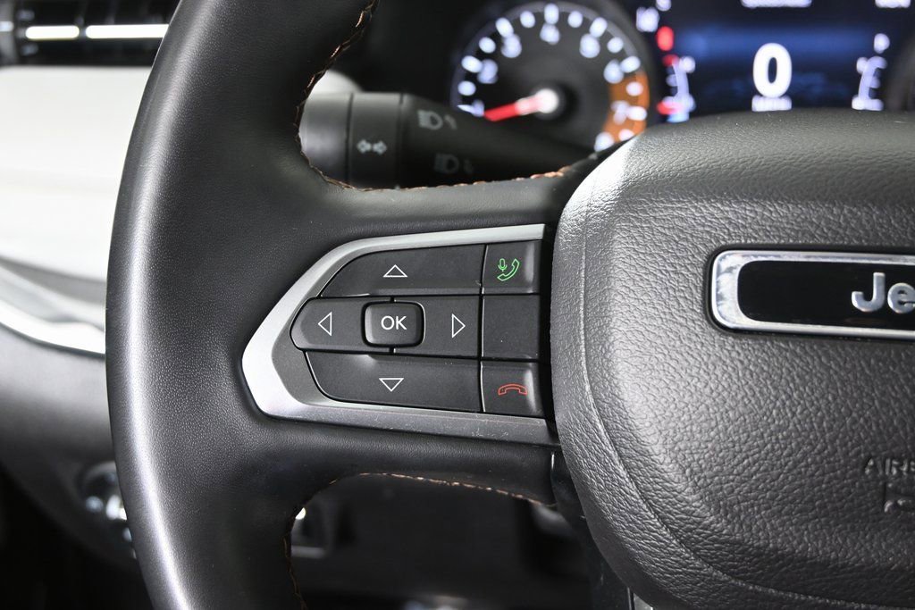 Used 2022 Jeep Compass Limited AWD/4WD image 36