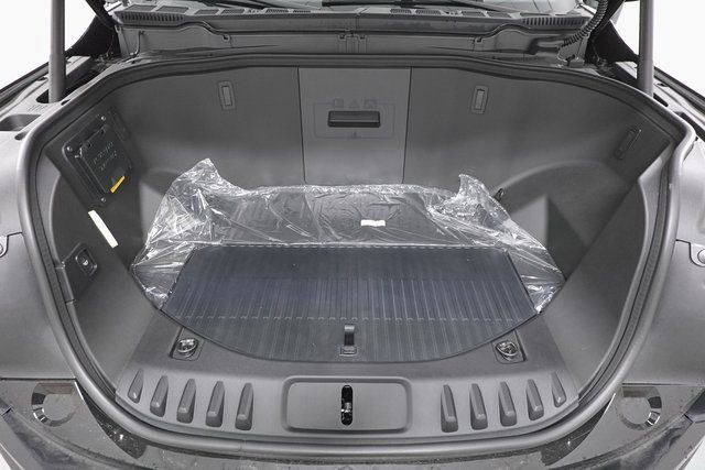 New 2025 Ford F150 Lightning Lariat image 32