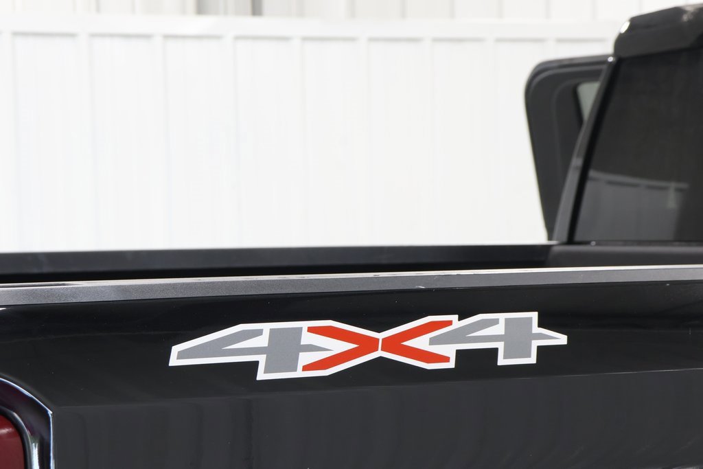 Used 2023 Chevrolet Silverado 1500 Custom image 31