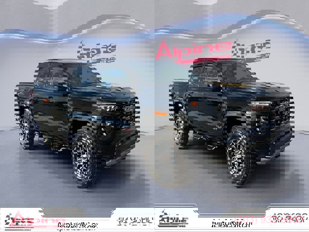 Used 2023 GMC Canyon AT4 image 7