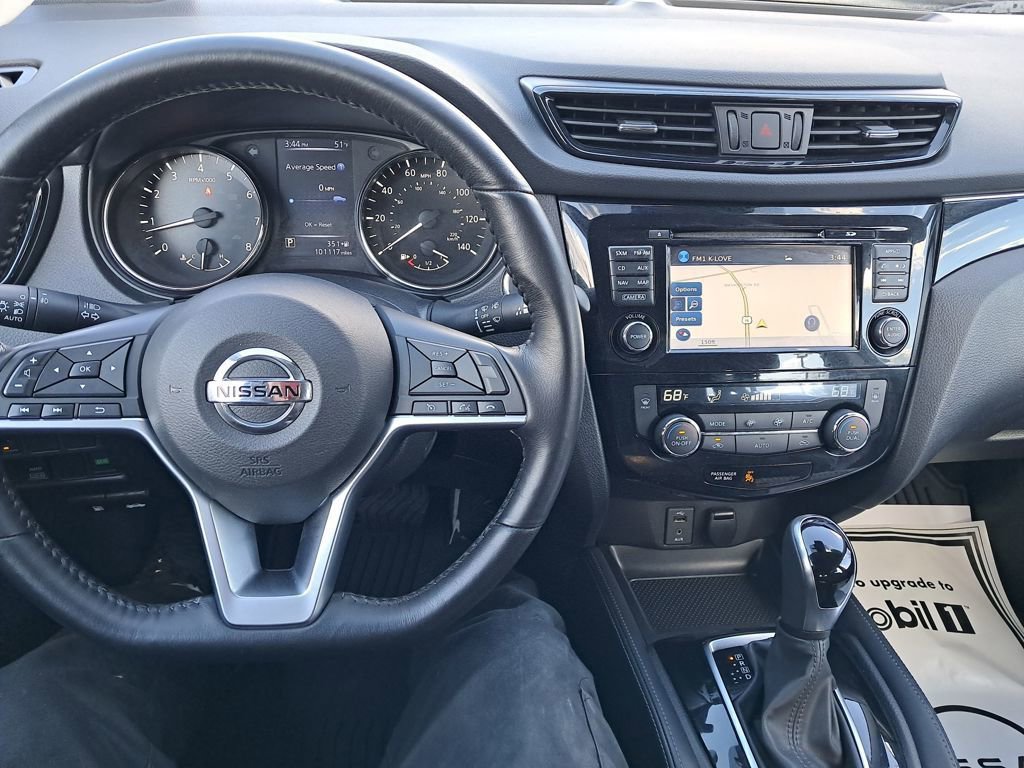 Used 2017 Nissan Rogue Sport SL w/ SL Premium Package image 13