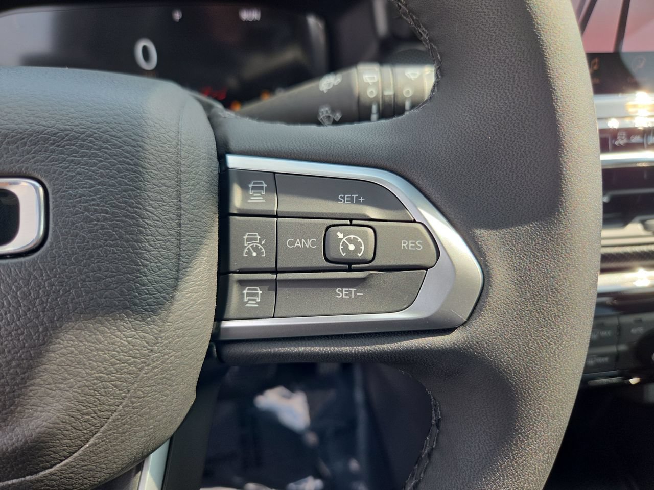 New 2026 Jeep Compass Limited w/ Sun, Sound & Navigation Group AWD/4WD image 29