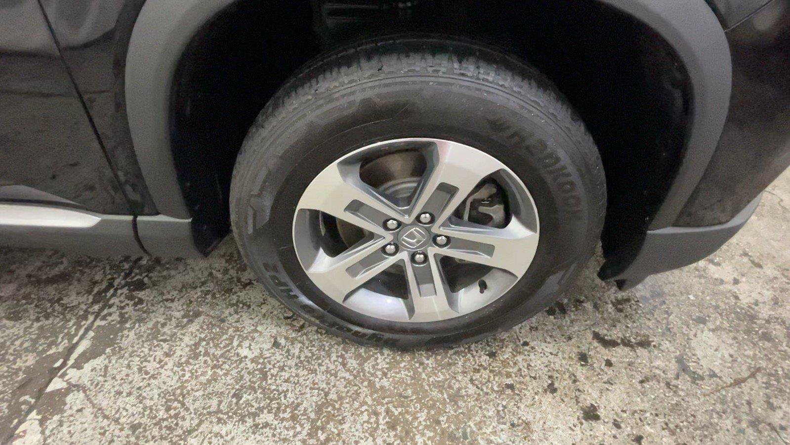Certified 2025 Honda Pilot EX-L image 19
