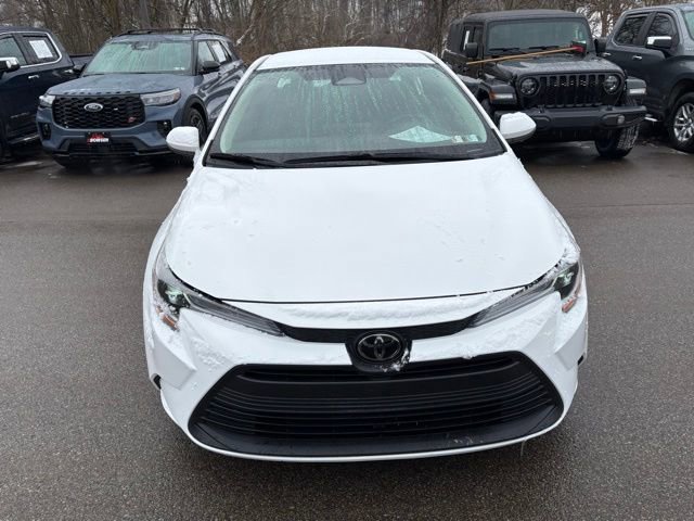 Used 2024 Toyota Corolla LE image 5