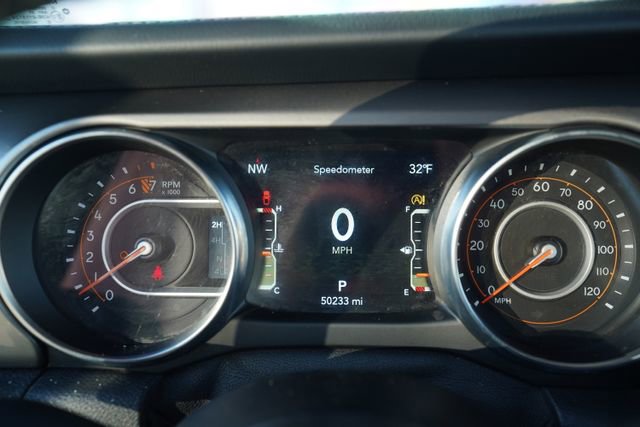 Used 2021 Jeep Gladiator Overland w/ LED Lighting Group image 29