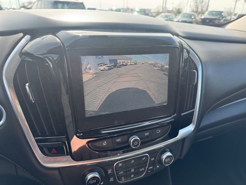 Used 2019 Chevrolet Traverse LT AWD/4WD image 24