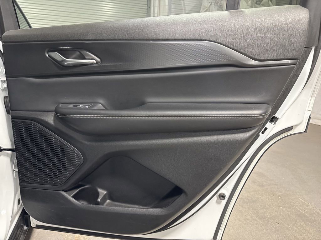 Used 2023 Jeep Grand Cherokee L Laredo w/ Luxury Tech Group I RWD image 11