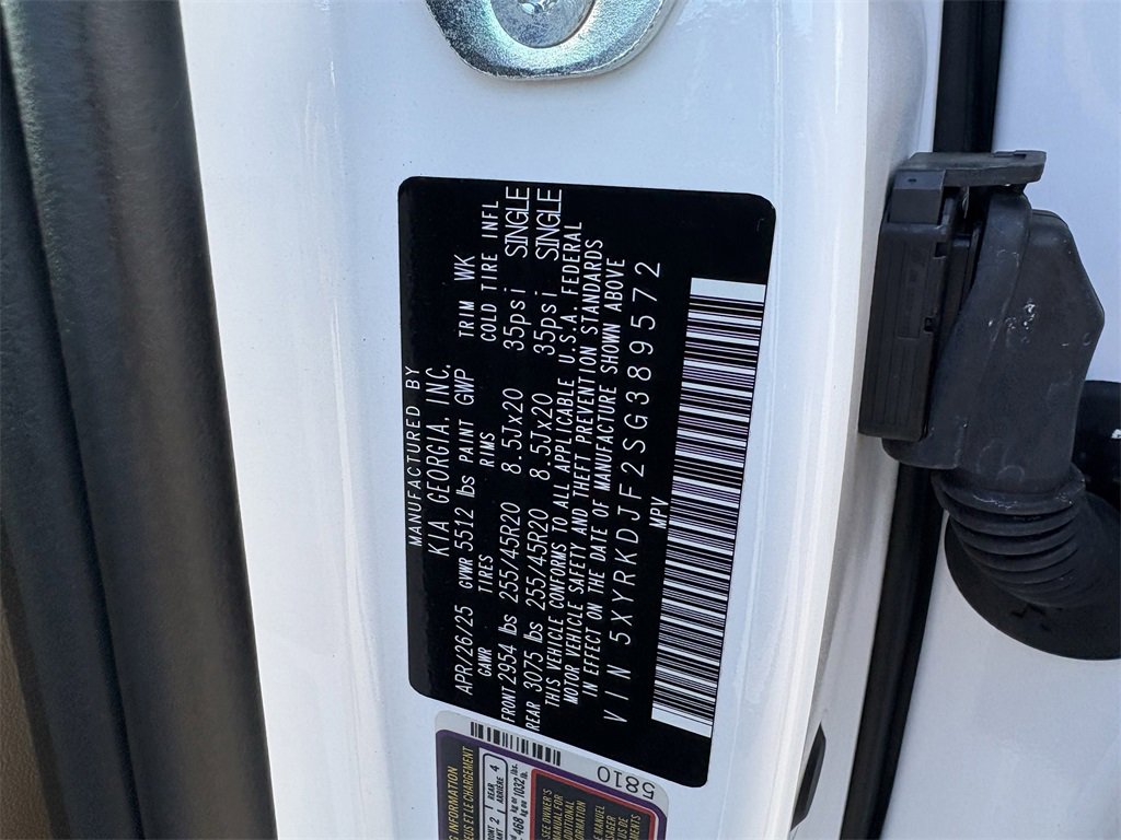 Certified 2025 Kia Sorento SX Prestige w/ Olive Brown Leather Package image 41