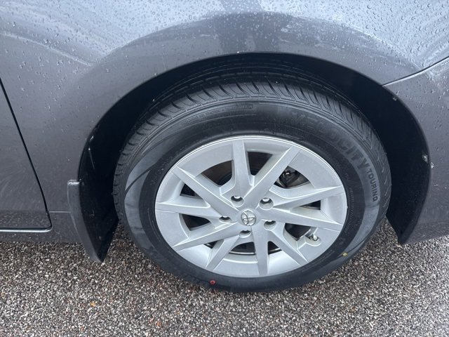 Used 2012 Toyota Prius V image 29