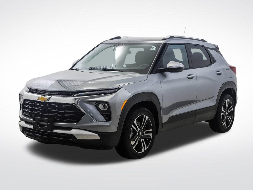 Used 2024 Chevrolet TrailBlazer LT w/ LT Cold Weather Package FWD image 1