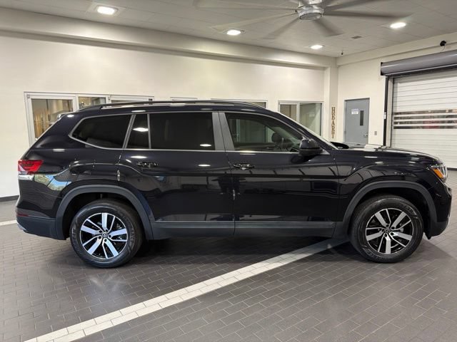 Used 2022 Volkswagen Atlas SE FWD image 6