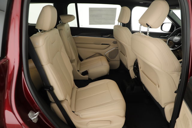 New 2026 Jeep Grand Cherokee L Limited image 17