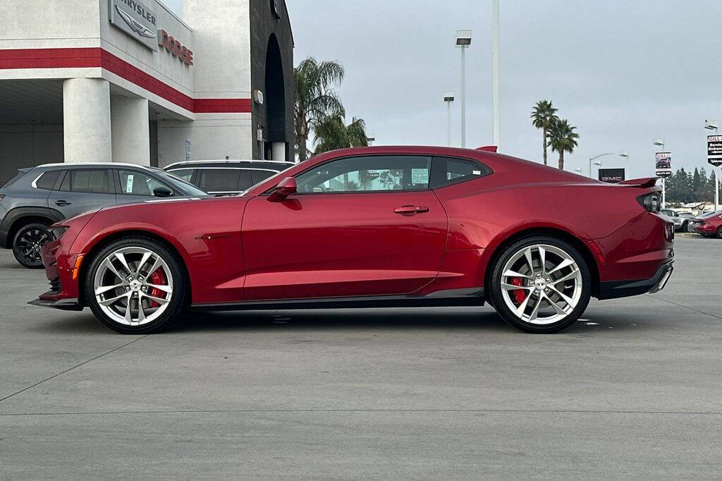 Used 2022 Chevrolet Camaro SS w/ Design Package 3 image 3
